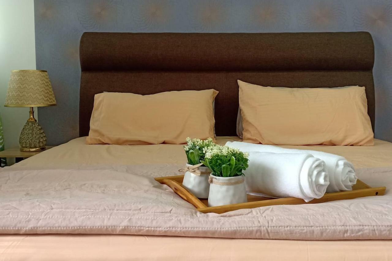 Manee Home Kota Damansara クアラ・セランゴール エクステリア 写真